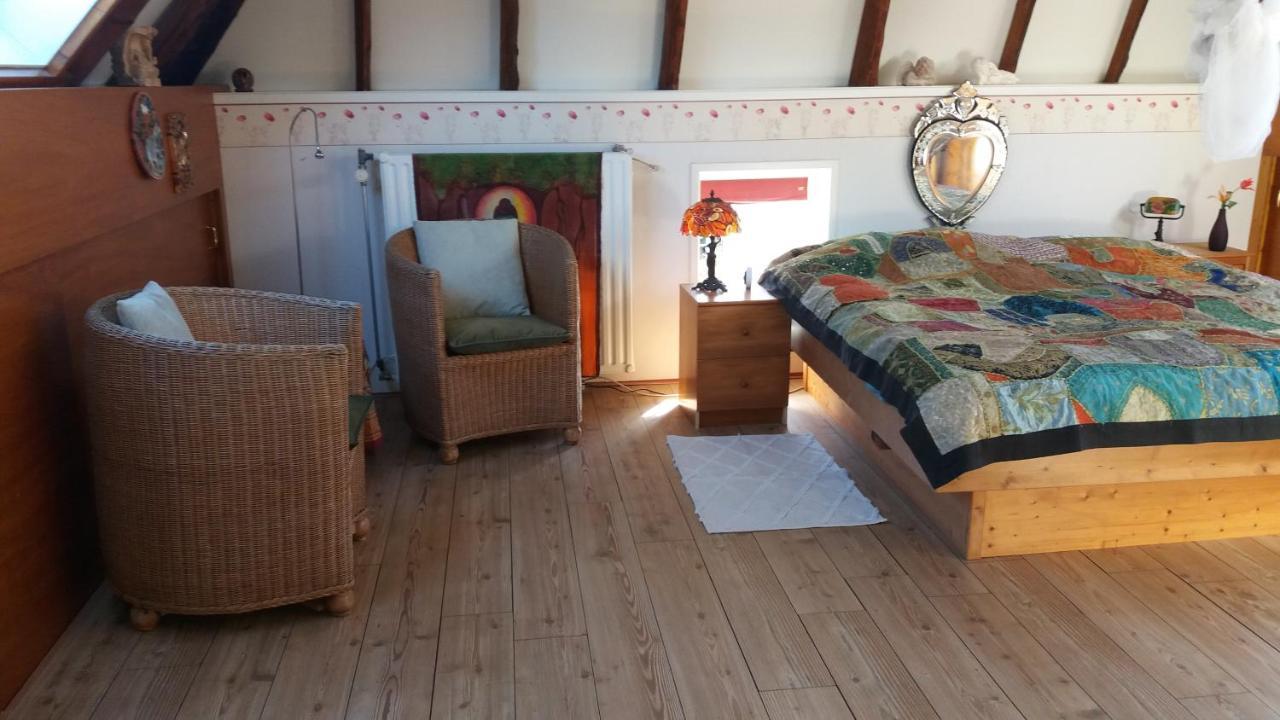 De Geheime Tuin - Uitzicht Bed & Breakfast Епе Екстериор снимка
